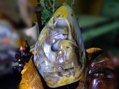 新疆和田玉籽料—马上封侯